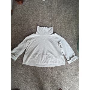 Lululemon Retreat Yourself - White